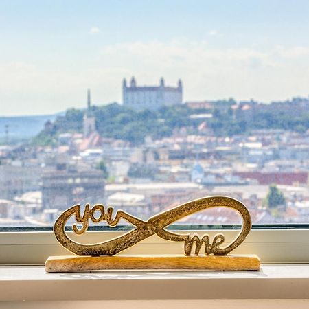 Sky Park 1 - Luxurious #Instaworthy Apartment In Downtown City Center With Included Parking, Best Address In Town Bratislava Exteriör bild