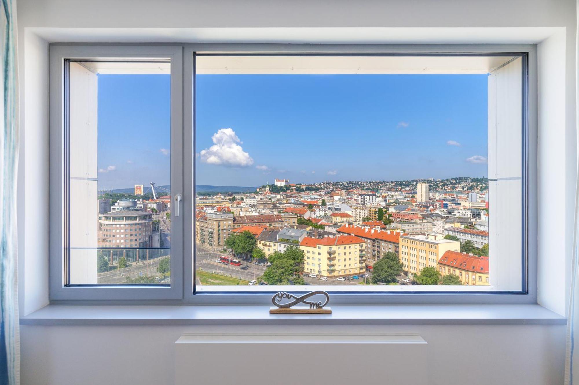 Sky Park 1 - Luxurious #Instaworthy Apartment In Downtown City Center With Included Parking, Best Address In Town Bratislava Exteriör bild