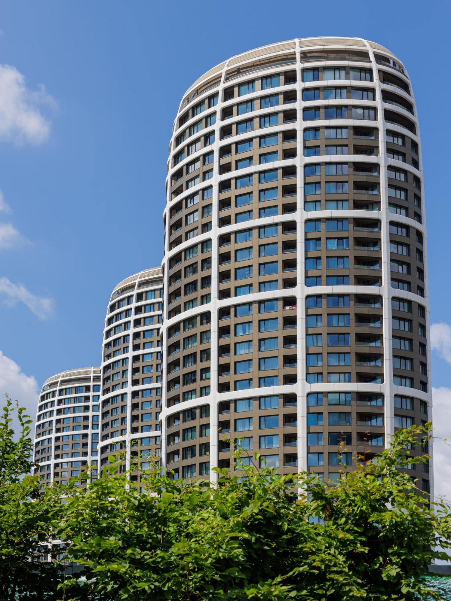 Sky Park 1 - Luxurious #Instaworthy Apartment In Downtown City Center With Included Parking, Best Address In Town Bratislava Exteriör bild